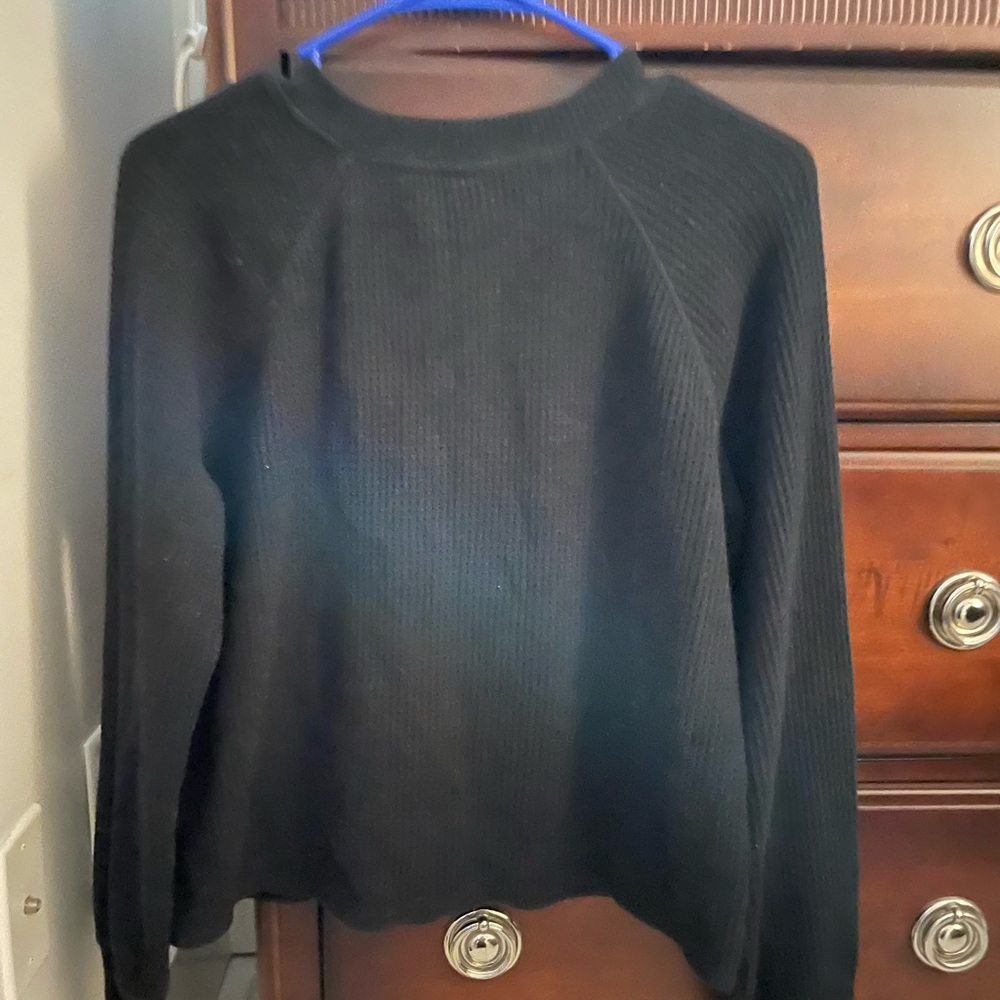 Old Navy Black Waffle Knit Henley Sweatshirt - Picture 4 of 4